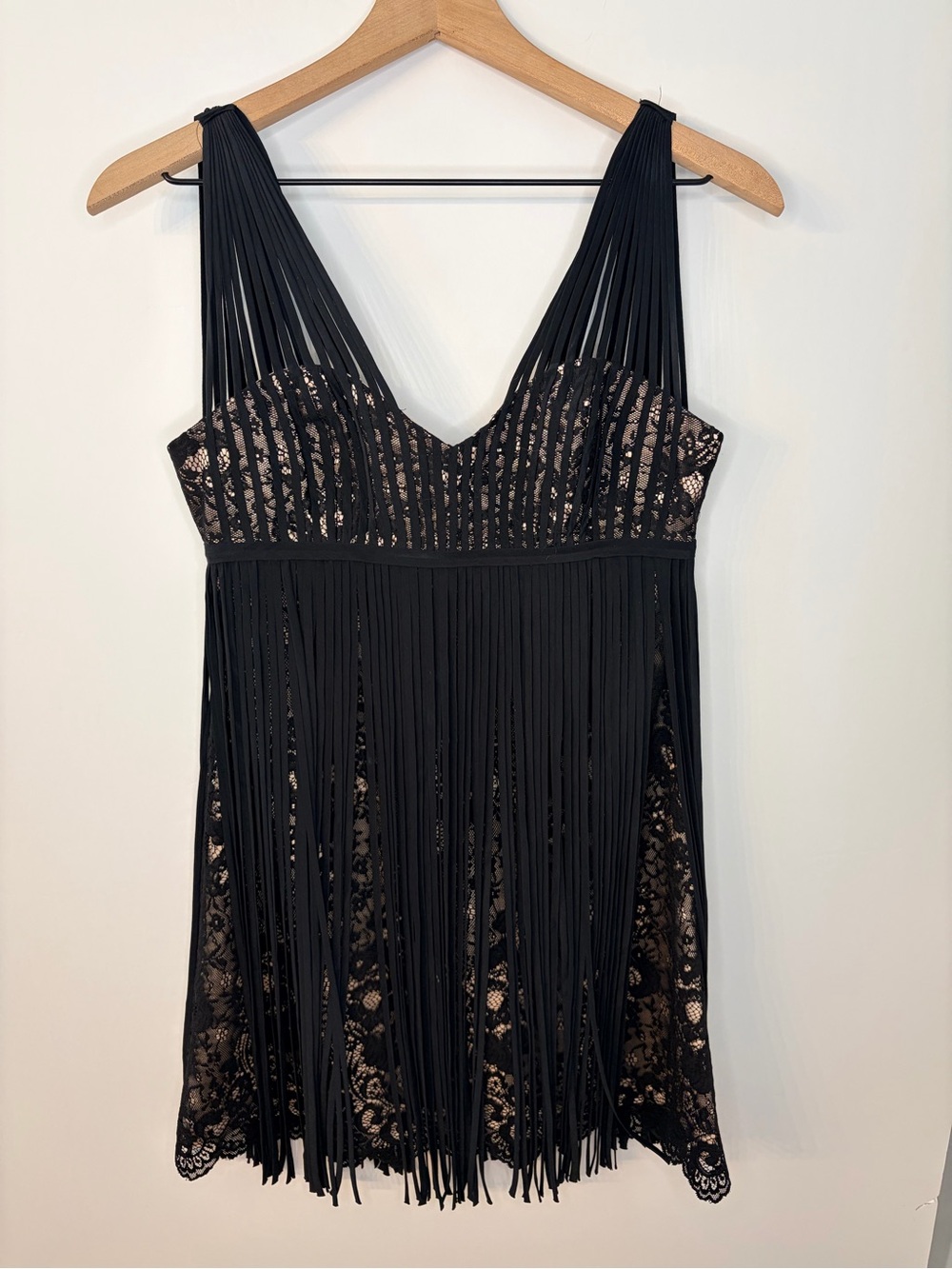 BCBGMaxAzria Women’s Black Lace Fringe Dress, Size 4
